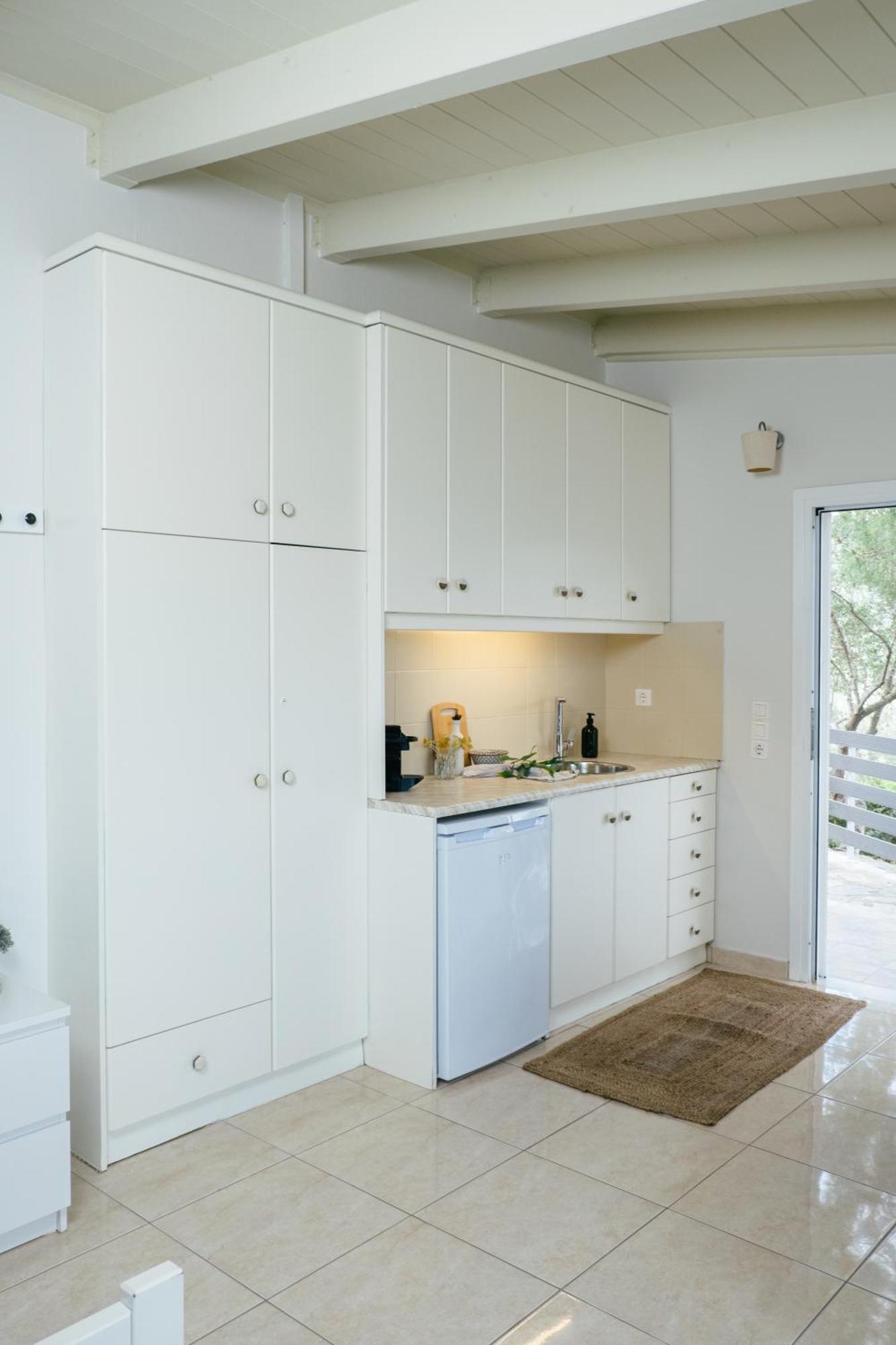 Blue House Apartments Vasilikos  Bagian luar foto